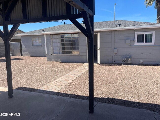 Building Photo - 1811 N 44th St