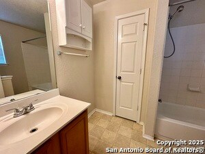 Building Photo - 107 Cindy Lou Dr