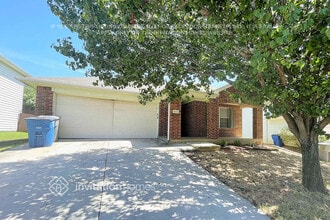 Building Photo - 1961 Courtside Dr