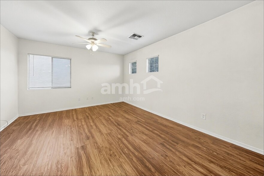 Building Photo - 5128 W Shumway Farm Rd