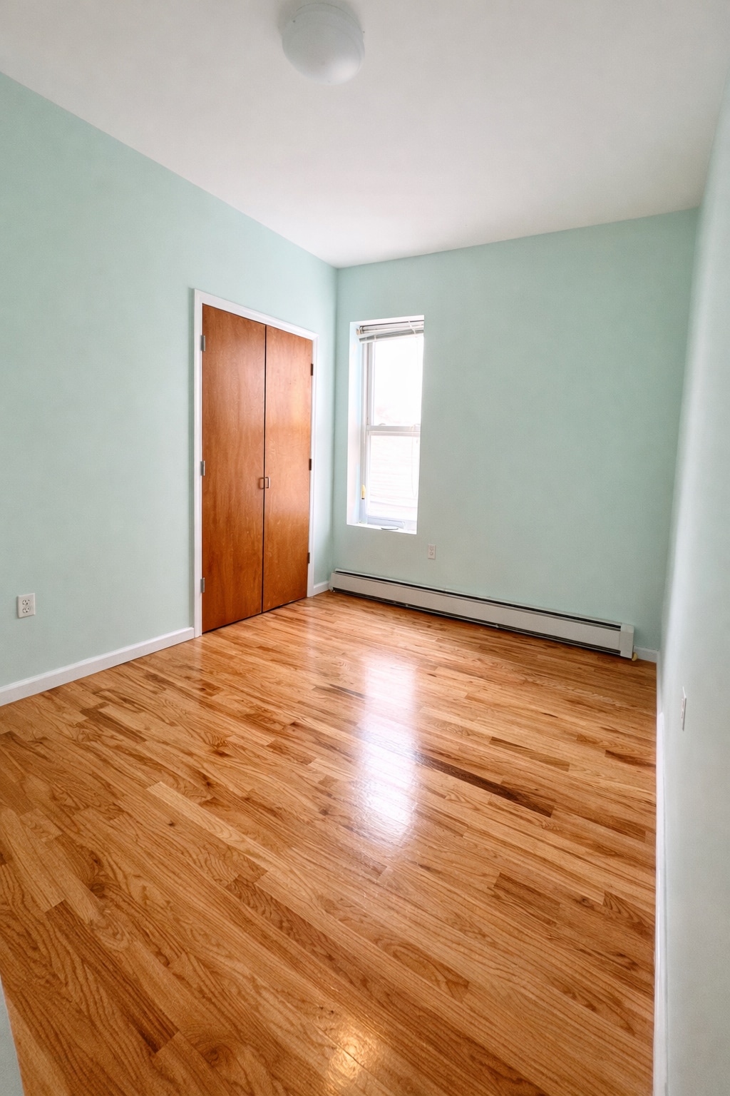 Building Photo - 2408 Beverley Rd