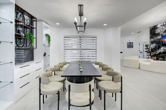 Building Photo - 13302 Doubletree Cir