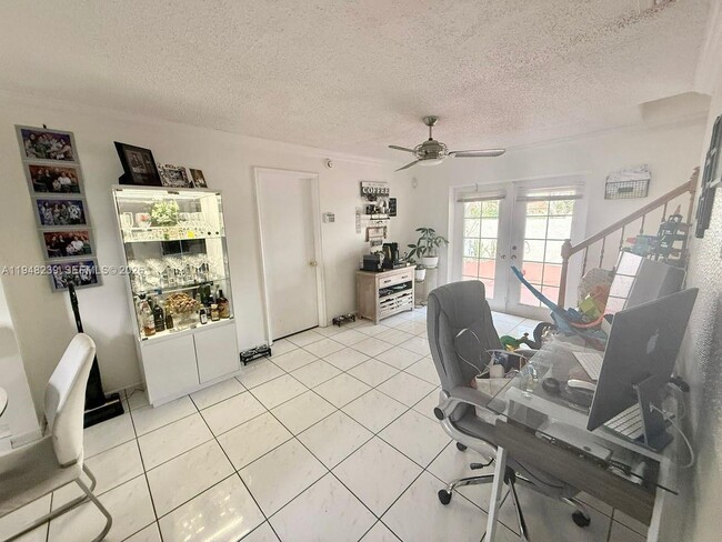 Building Photo - 6426 SW 134th Pl