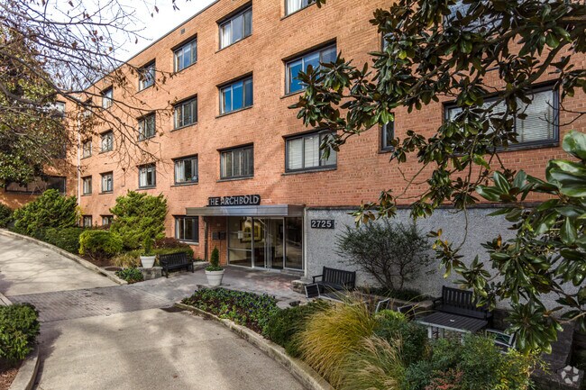 2725 39th St NW - The Archbold