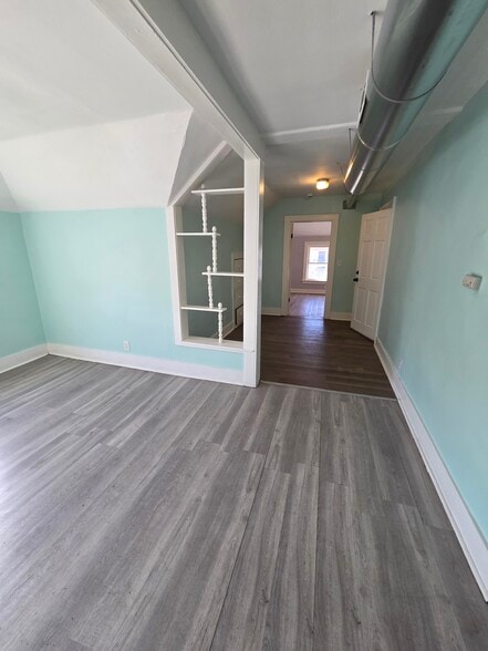 Building Photo - 1094 Williams St