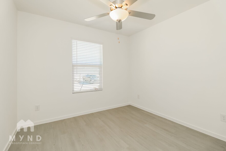 Building Photo - 2752 Ctr Crk Ln