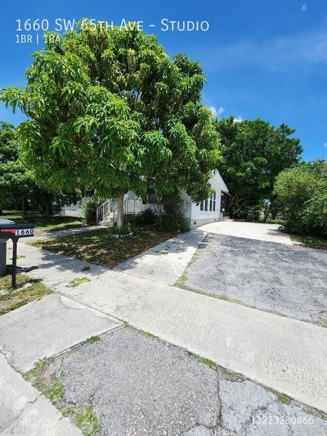 Building Photo - 1660 SW 65th Ave