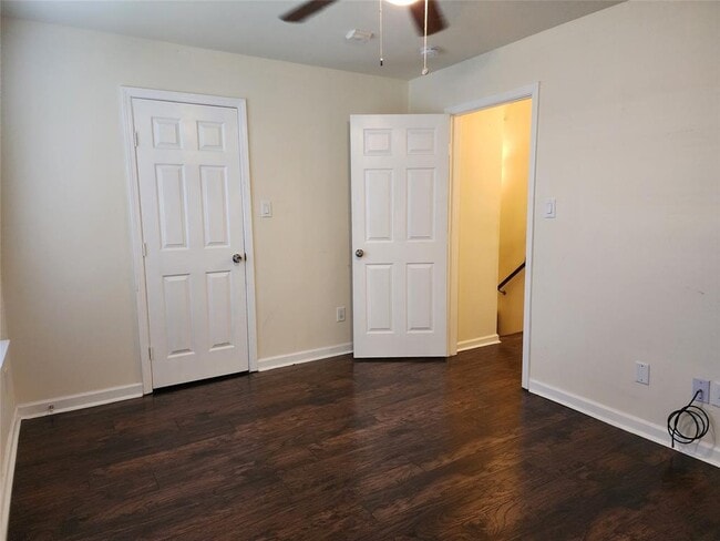 Building Photo - 1808 Country Village Blvd