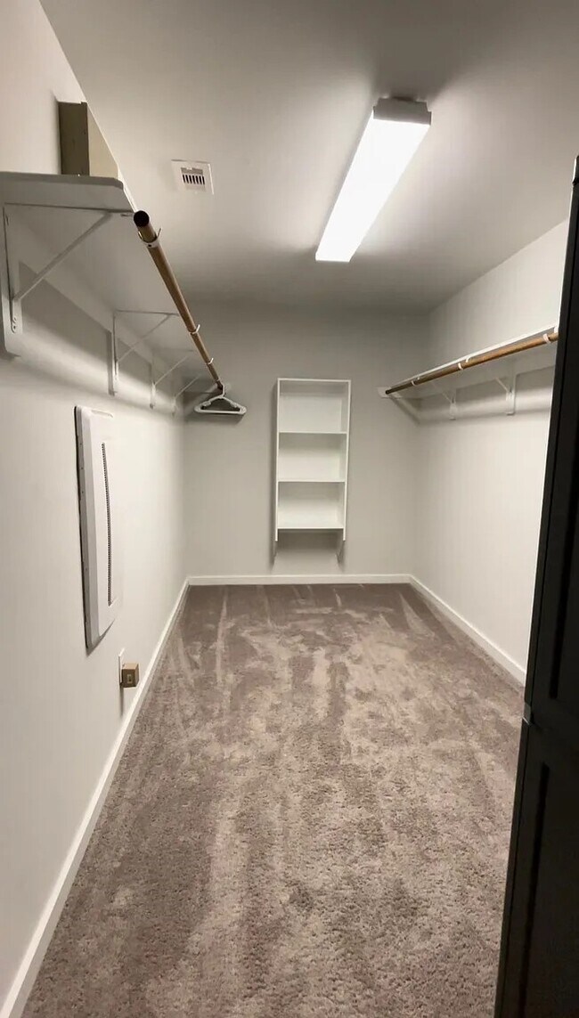 Building Photo - 15419 Royce Holly Dr