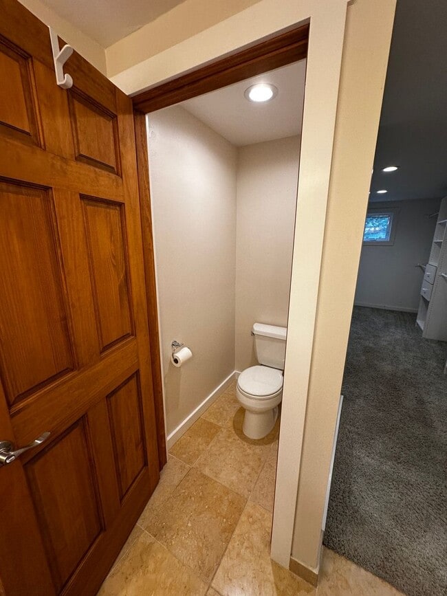 Building Photo - 4 Bed, 3 Bath Home in Hailey, Idaho with Beautiful Mountain Views