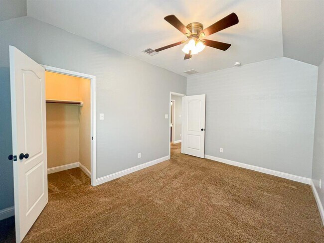 Building Photo - 21802 Leigh Creek Dr
