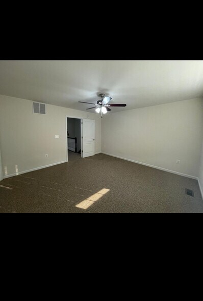 Building Photo - 8322 Heritage Crossing Ct