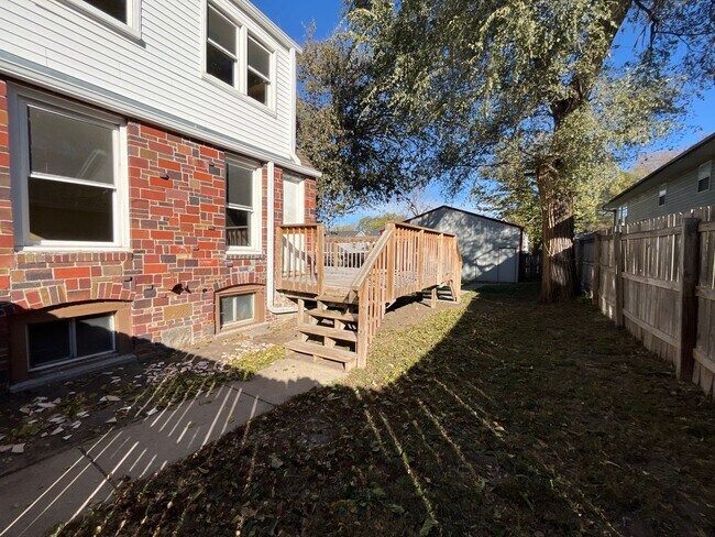 Building Photo - 3324 P St