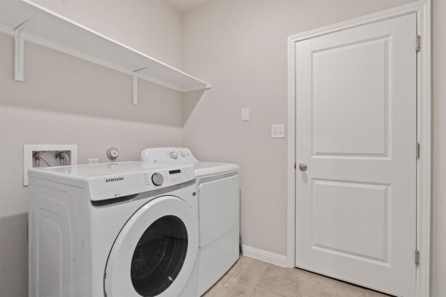 Building Photo - 14417 Heartland Dr