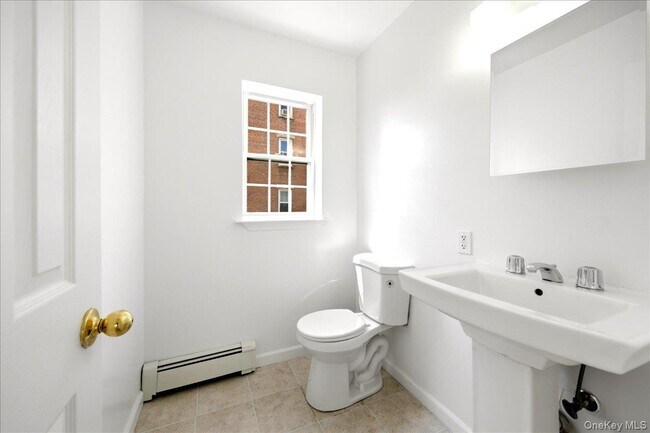 Building Photo - 82 Morningside Ave