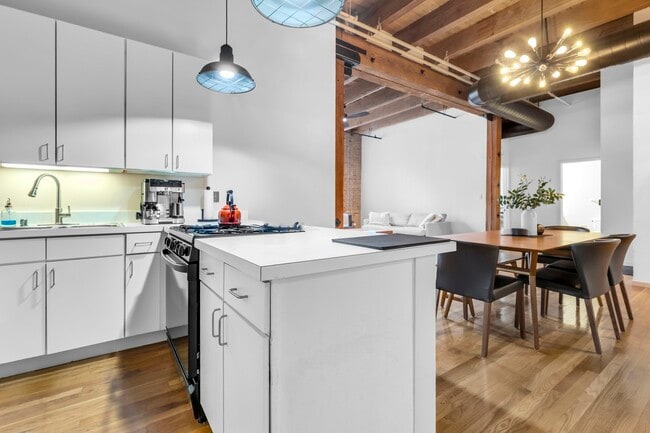 Building Photo - 1727 S Indiana Ave