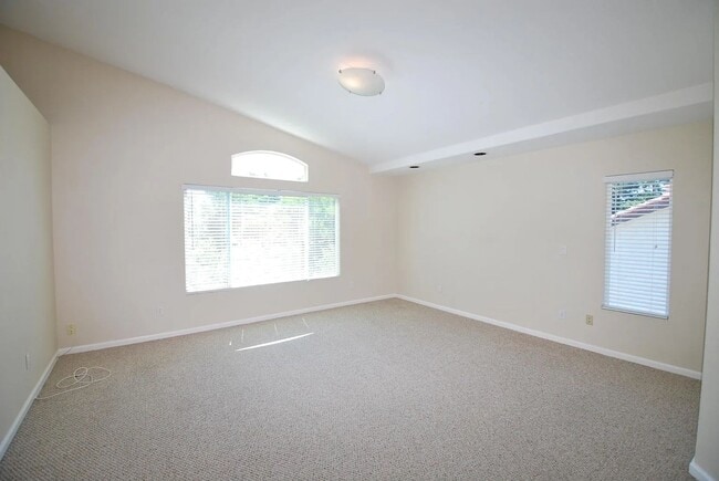 Building Photo - Great home in Elk Grove!