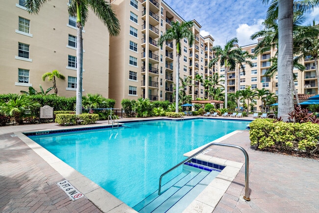 Building Photo - 1805 N Flagler Dr