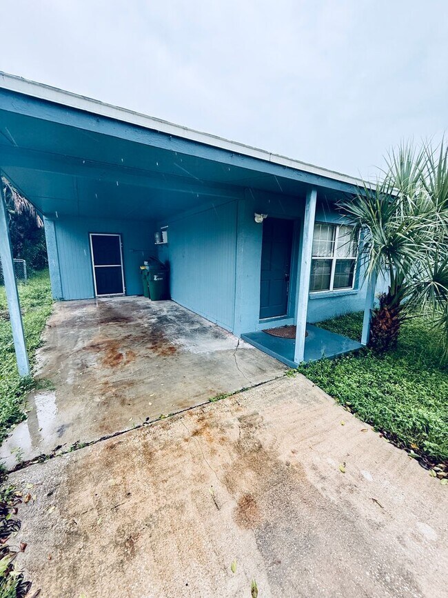 Building Photo - 3 BR / 1.5 BA HOME IN MELBOURNE