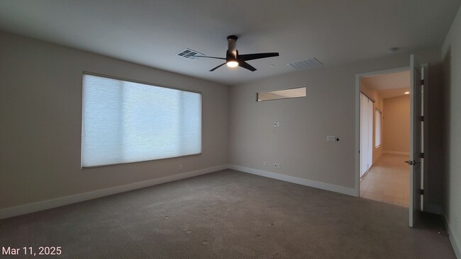 Building Photo - Townhome located in Trilogy community in Summerlin.
