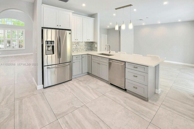 Building Photo - 4308 Diamond Terrace