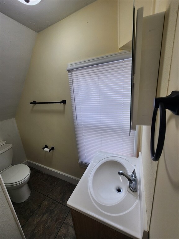 Building Photo - 14 Everett St