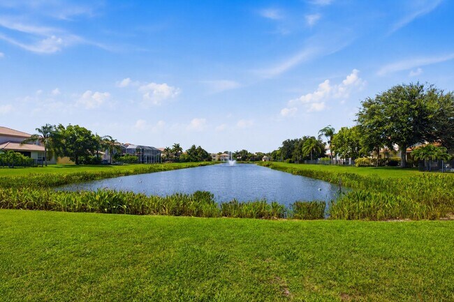 Building Photo - 8895 Chestnut Ridge Way