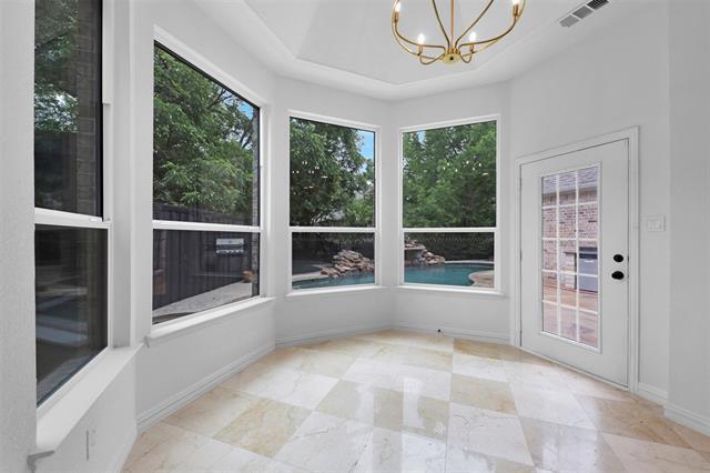 Building Photo - 3310 Meadow Wood Dr