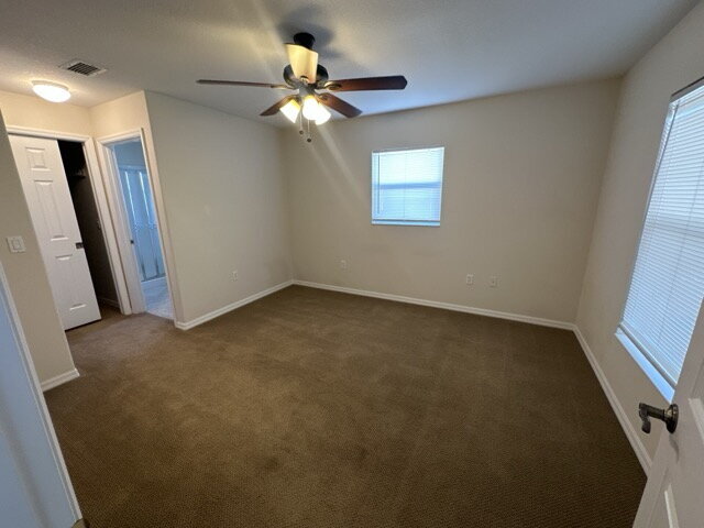 Building Photo - Spacious 2-Bed, 2-Bath Home in Venice with...