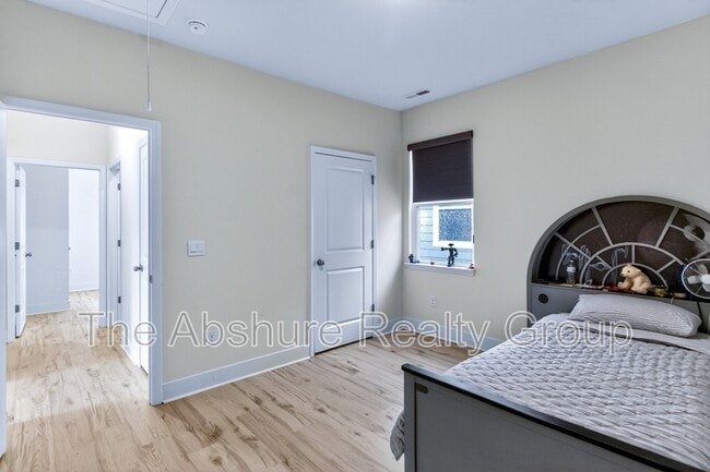 Building Photo - 806 Dorset Strm Dr