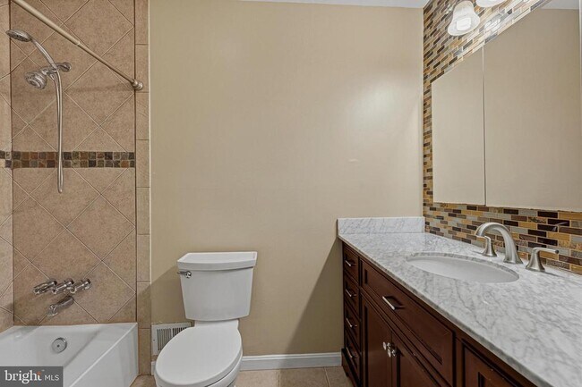 Building Photo - 1322 Cordelia Ct