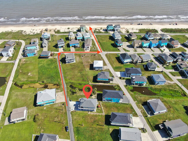 Building Photo - 927 Palm Ridge Dr