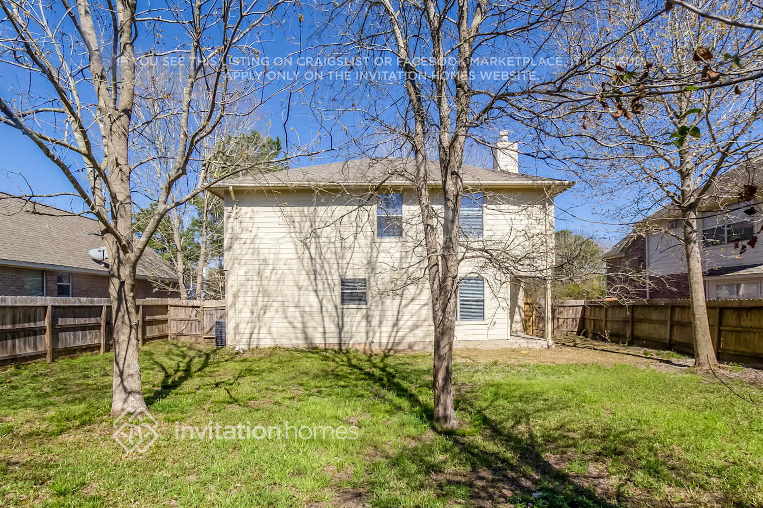 Building Photo - 13321 Enchanted Way