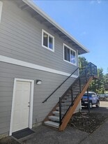 Building Photo - 3166 NE 16th St