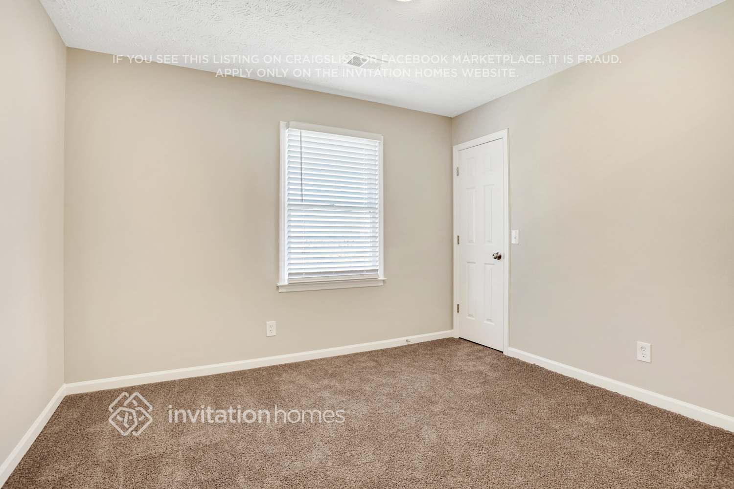 Building Photo - 4885 Cove St