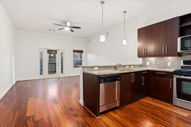 Building Photo - 870 Inman Vlg Pkwy NE