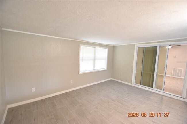 Building Photo - 4060 N Little Hawk Point