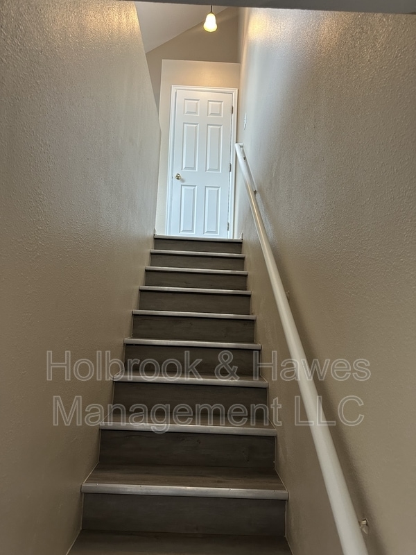 Building Photo - 4531 Boardwalk Dr