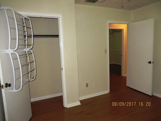 Building Photo - Charming 3 bedroom house for rent August 6, 2026, w/ a garage and privacy fenced back yard for $1...