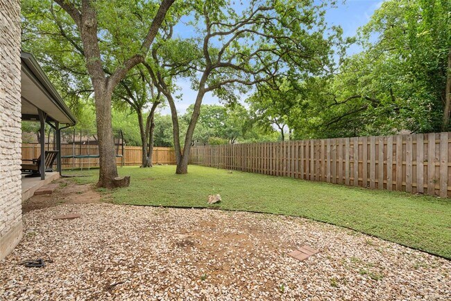 Building Photo - 3701 Indian Point Dr