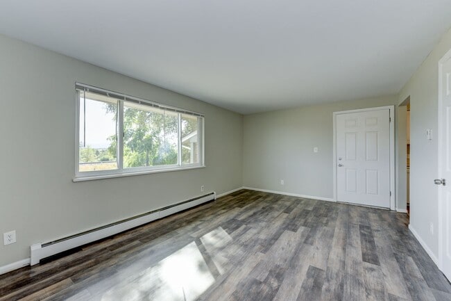 Building Photo - 8721 W 62nd Ave