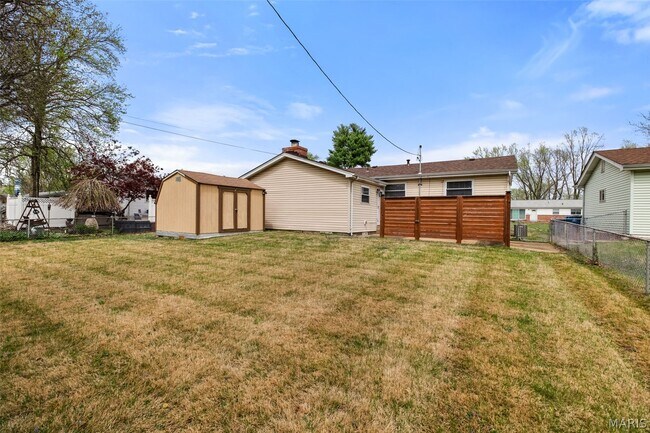 Building Photo - 526 Lynn Haven Ln