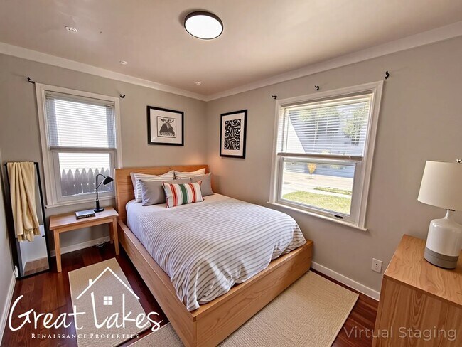 Building Photo - Beautiful 3 Bedroom 1 Bathroom now availab...