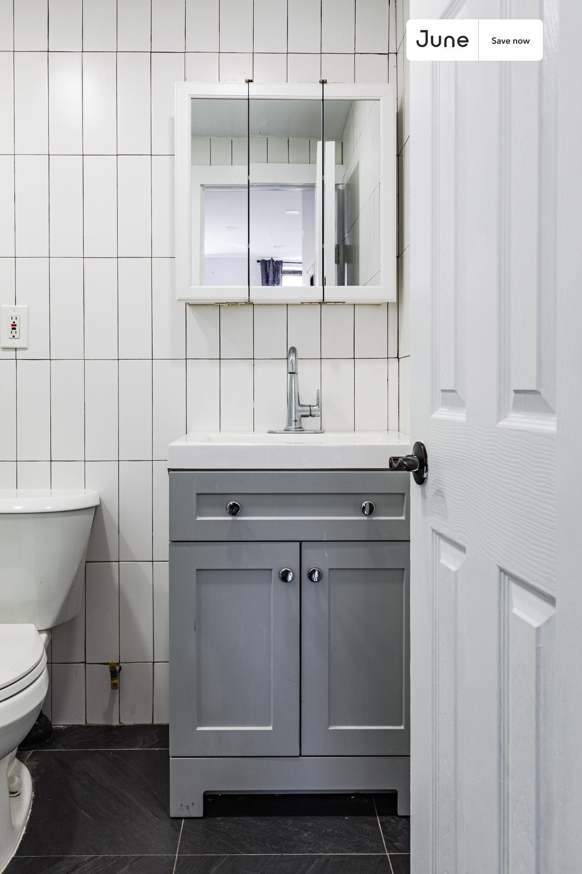 Building Photo - 324 1/2 East 8 Street