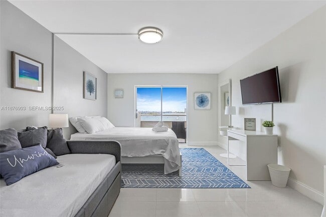 Building Photo - 7904 West Dr