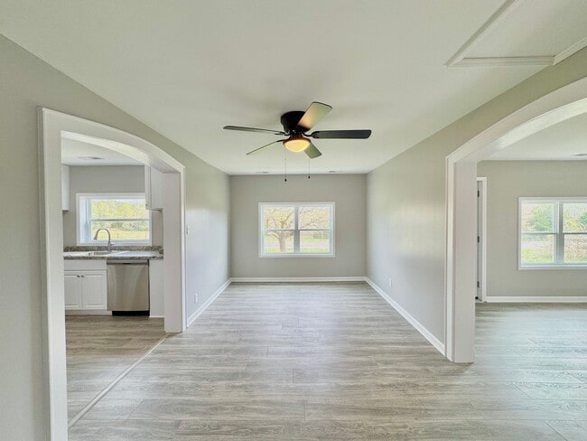 Building Photo - Home at Last! -2 Additional Bonus Rooms