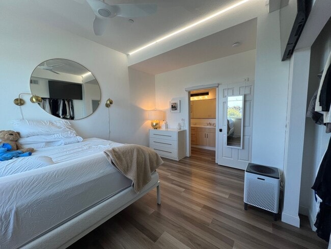 Building Photo - Coastal Living at Pleasure Point - Stunnin...
