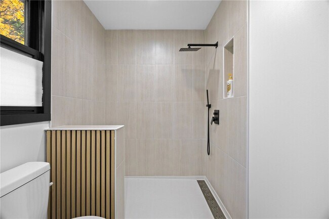 Building Photo - 112 Heather Ridge