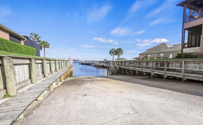 Building Photo - 4786 Yacht Ct
