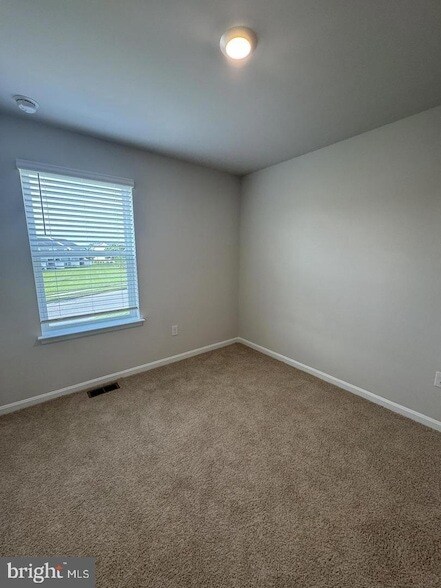 Building Photo - 1408 Sugarplum Ln